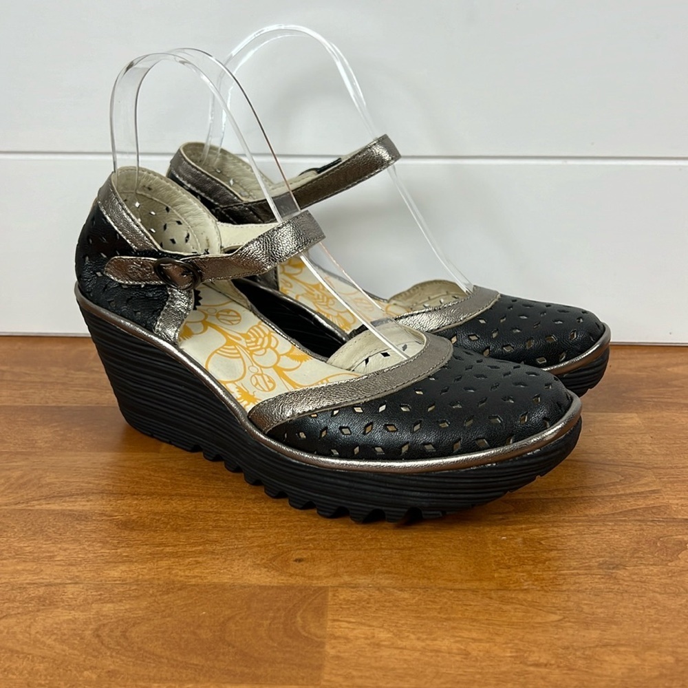 Fly London YVEN029FLY Black/Bronze Mous/Idra Women's 39 Wedges Buckle leather